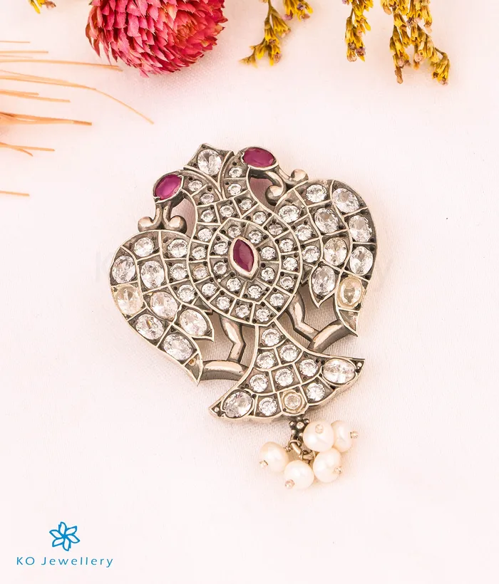 Silversmith The Ramyati Silver Gandaberunda Pendant White Necklaces