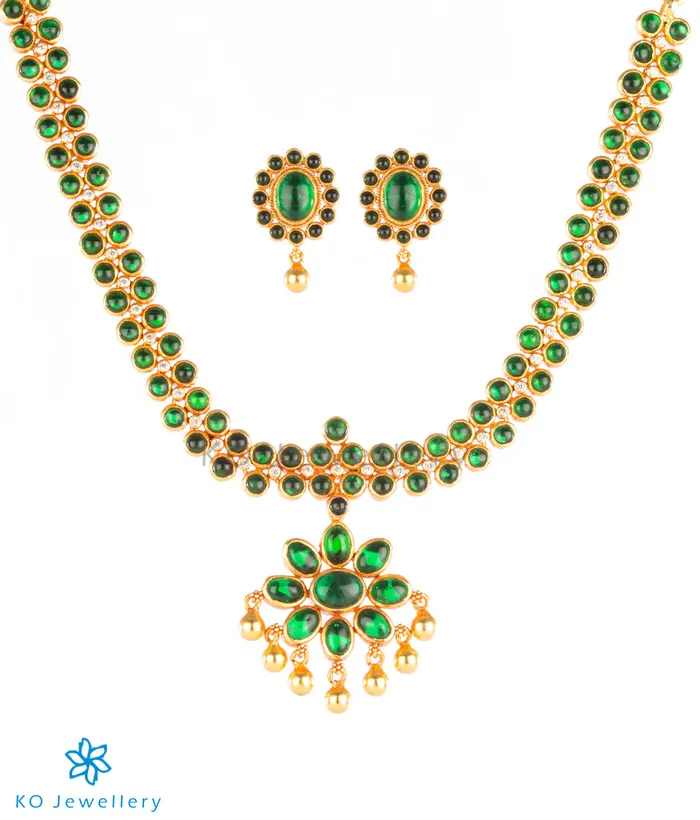 The Nivi Addige Silver Necklace Green Silversmith Necklaces