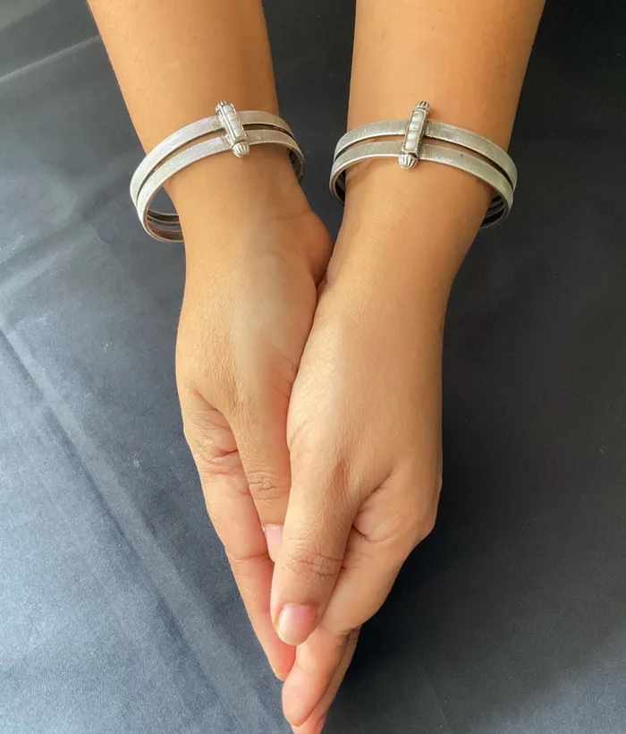The Stavya Silver Antique Openable BraceletOxidisedSize 24 Silversmith Bracelets